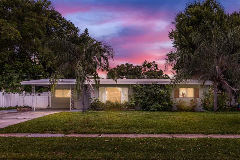 3 bedroom Single Family Residence at 6518 Walton Way, East Lake Park Unit One, Tampa — photo 2