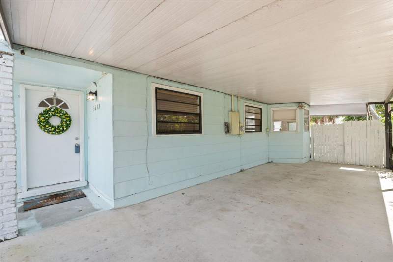 2 bedroom Single Family Residence at 3918 W Fig Street, North Bon Air, Tampa — photo 4