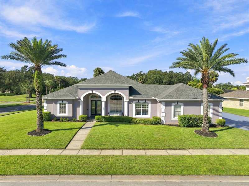 4 bedroom Single Family Residence at 2200 Tournament Court, Overoaks, Kissimmee — photo 1