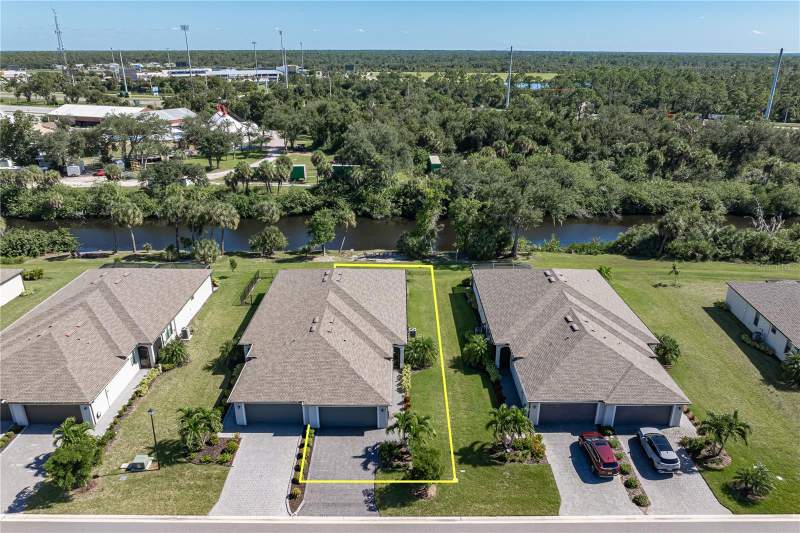 2 bedroom Villa at 2192 Bonito Way, Biscayne Lndg, Port Charlotte — photo 2