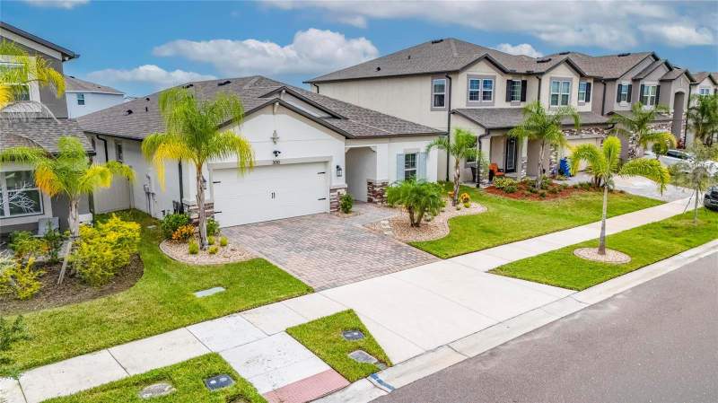 3 bedroom Single Family Residence at 3010 Marine Grass Drive, Berry Bay Sub, Wimauma — photo 3