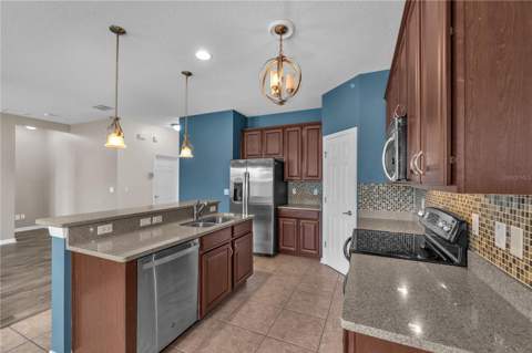 710 Parker Den Drive, Ruskin FL - photo 8 of 30