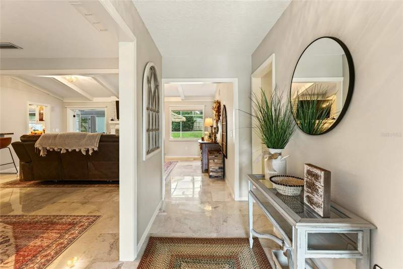 3 bedroom Single Family Residence at 109 Laurel Oak Drive, Sweetwater Oaks Sec 11, Longwood — photo 3