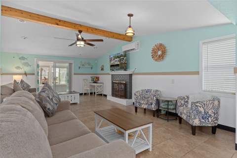 6245 Waverly Road, Weeki Wachee FL - photo 7 of 31