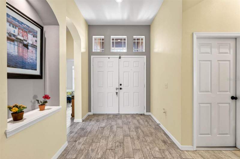 4 bedroom Single Family Residence at 11013 Rockledge View Drive, South Fork Unit 6, Riverview — photo 4