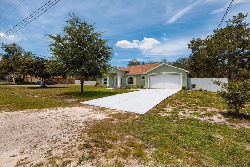 3 bedroom Single Family Residence at 8343 Nittany Road, Royal Highlands, Weeki Wachee — photo 4