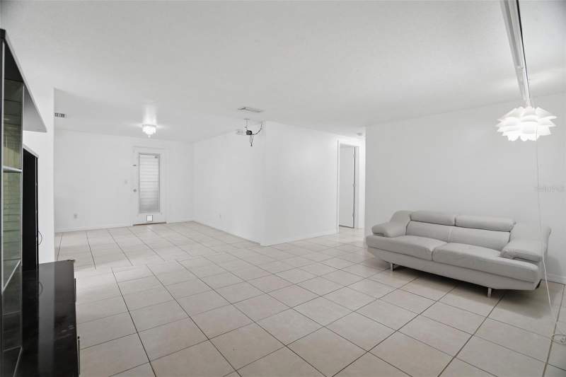 4 bedroom Single Family Residence at 8855 53rd Way, Greendale Estates 1st Add, Pinellas Park — photo 4