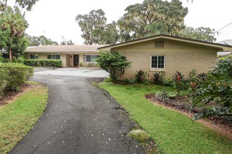 1020 W Lake Hamilton Drive, Winter Haven FL - photo 8 of 57