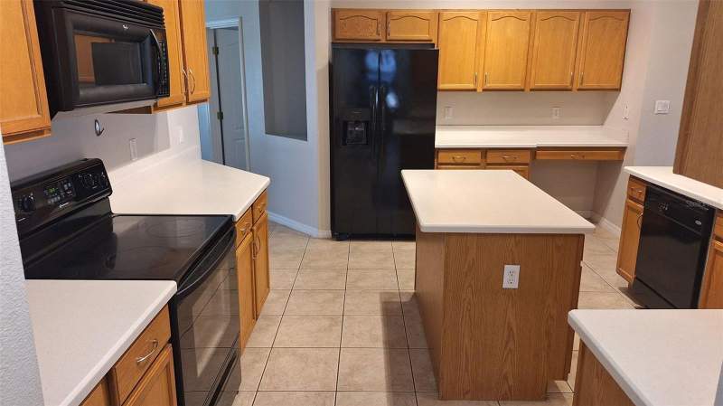4 bedroom Single Family Residence at 1803 LAKE VILLA DRIVE, TAVARES LAKE SAUNDERS POINTE LT 34, TAVARES — photo 3