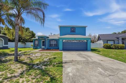 372 Lake Daisy Cir, home for sale in Winter Haven 33884