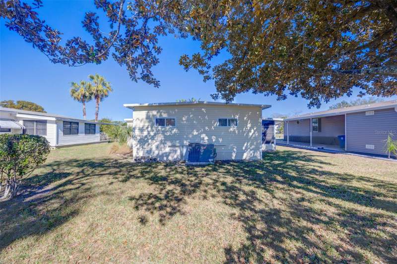 2 bedroom Mobile Home at 7387 Western Circle Drive, High Point Mh Sub, Brooksville — photo 3