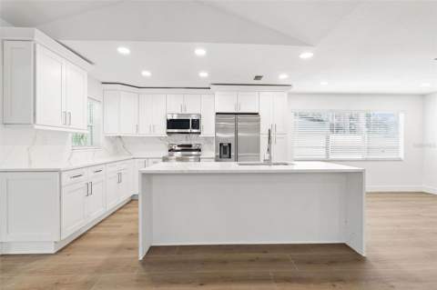 5811 Imperial Key, Tampa FL - photo 9 of 43
