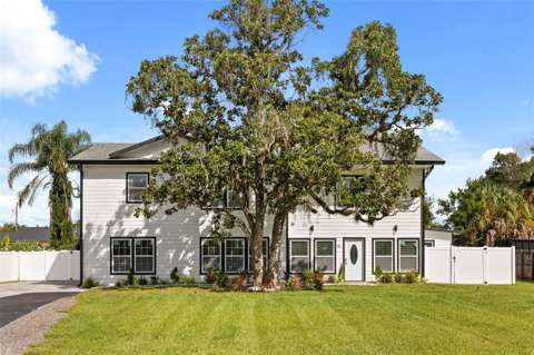 15 E Laurel Street, home for sale in Apopka 32703