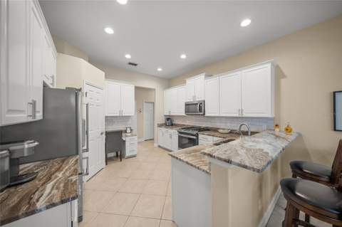 2889 Grazeland Drive, Sarasota FL - photo 13 of 59