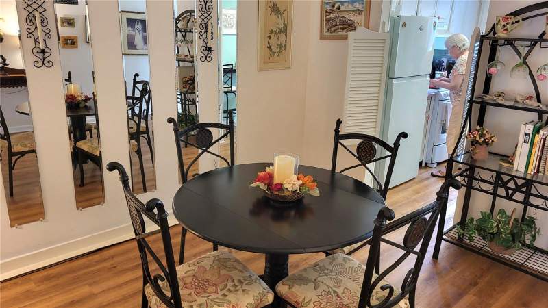1 bedroom Villa at 1421 Normandy Park Drive #4, Normandy Park Oaks Condo, Clearwater — photo 4