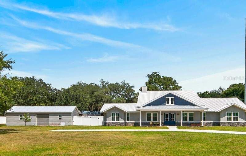3 bedroom Single Family Residence at 10704 Tami Trail, Lakewood Acres, Hudson — photo 2