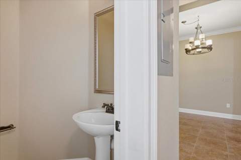7430 Bentonshire Avenue, Windermere FL - photo 24 of 59