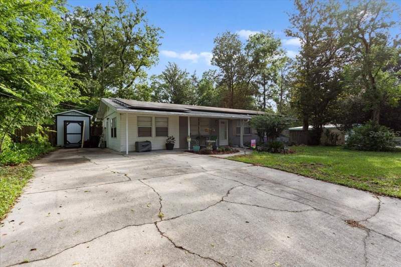 4 bedroom Single Family Residence at 1636 NW 34th Place, Pine Creek, Gainesville — photo 3
