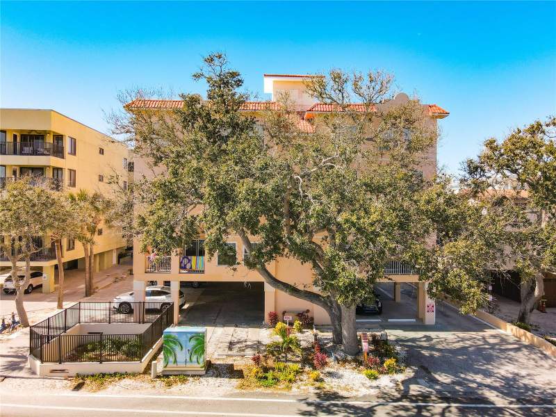 1 bedroom Condominium at 78 Gulf Boulevard #5, Indian Sunset Beach Condo, Indian Rocks Beach — photo 3
