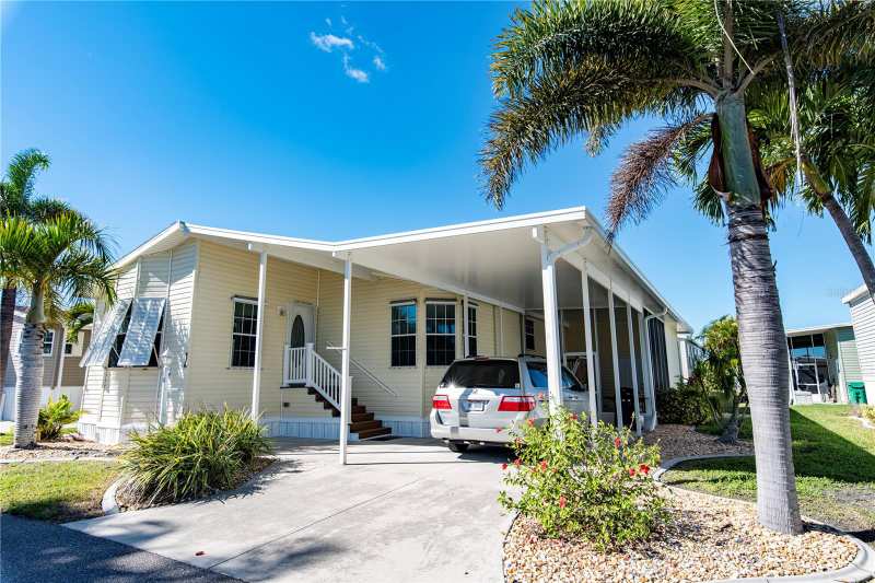 2 bedroom Manufactured Home at 14 Emden Circle, Windmill Village, Punta Gorda — photo 1