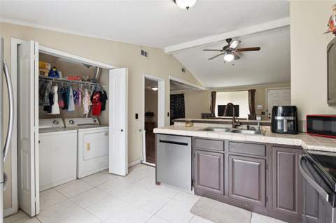 25 W Thrush Street, Apopka FL - photo 7 of 20