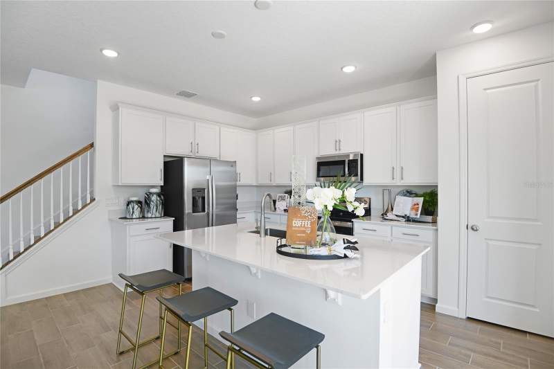 4 bedroom Single Family Residence at 172 Flag Lilly Lane, Seasons At Magnolia Pointe, Umatilla — photo 4