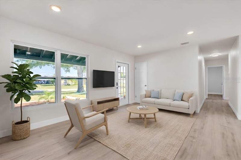 3 bedroom Single Family Residence at 400 Dalton Boulevard, Port Charlotte Sec 004, Port Charlotte — photo 2