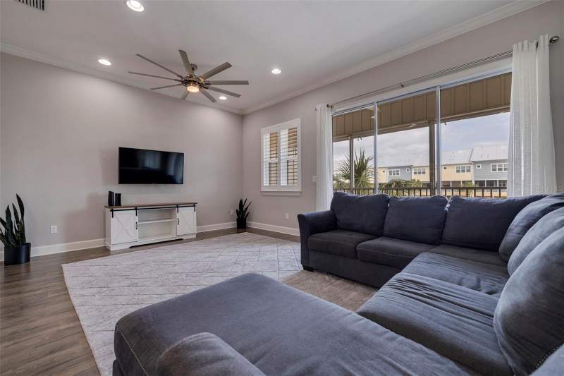 4 bedroom Townhouse at 6064 Moorings Drive, Cove At Loggerhead Marina, St Petersburg — photo 4