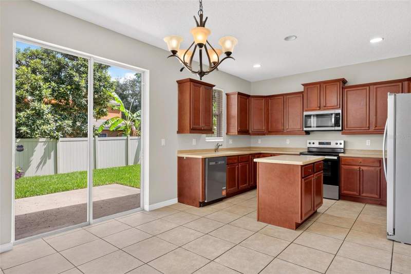 4 bedroom Single Family Residence at 3626 Oak Brook Lane, Misty Oaks, Eustis — photo 4