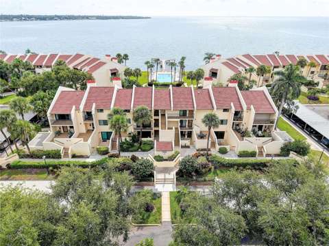 7510 Sunshine Skyway Lane #T13, home for sale in St. Petersburg 33711