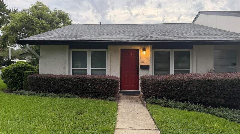 Park Lake VillasCondos for Sale in Maitland, FL