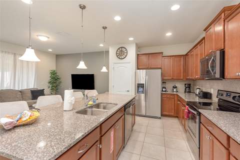 9025 Rhodes Street, Kissimmee FL - photo 9 of 43