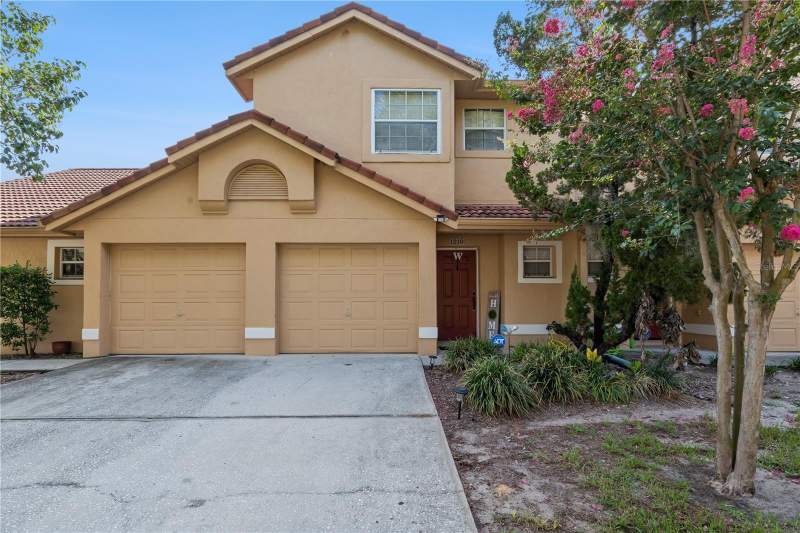 1210 N FAIRWAY DRIVE #1210 home for sale in Greenbrook Villas at Errol Estates