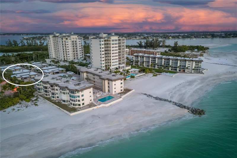 2 bedroom Villa at 1900 Benjamin Franklin Drive #V12, Lido Harbour, Sarasota — photo 1