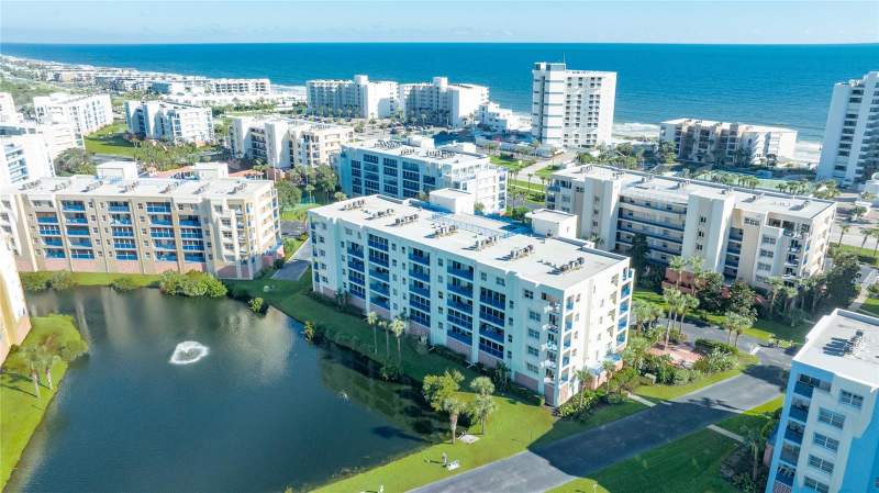2 bedroom Condominium at 5300 S Atlantic Avenue #15-206, Ocean Walk At New Smyrna Beach, New Smyrna Beach — photo 5