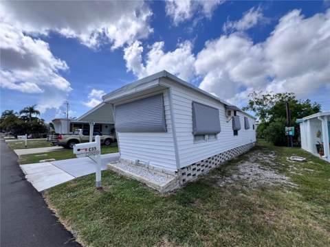 12674 Seminole Boulevard #C35, Largo FL - photo 6 of 6