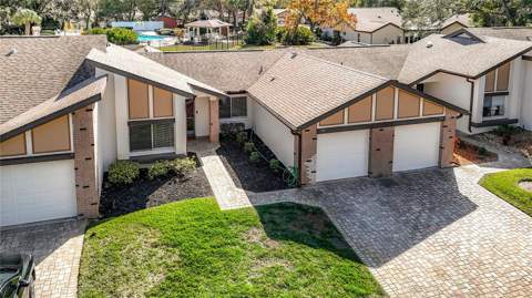 7385 Crestwood Drive, Weeki Wachee FL - photo 7 of 57