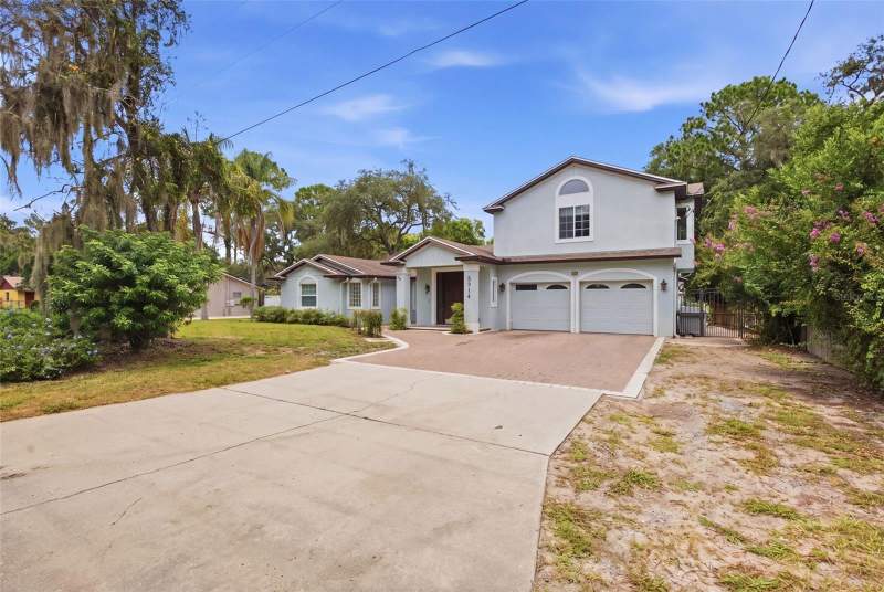 5 bedroom Single Family Residence at 164 E Goodheart Avenue, Crystal Lake Winter Homes, Lake Mary — photo 2
