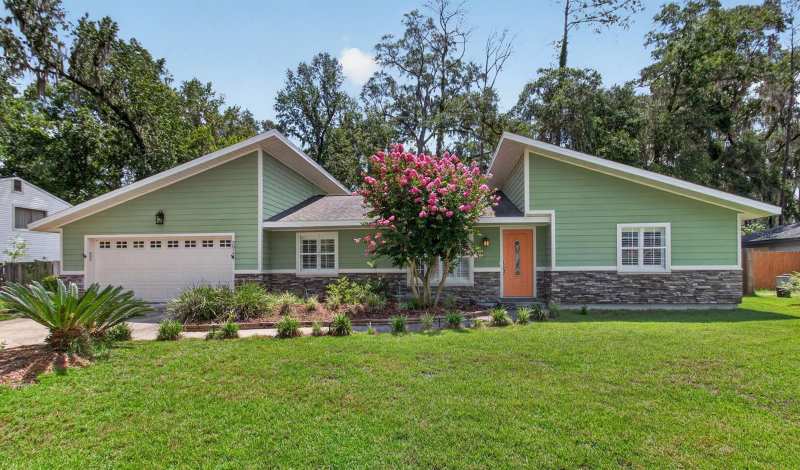 4 bedroom Single Family Residence at 3817 NW 28th Terrace, Hidden Oaks, Gainesville — photo 1