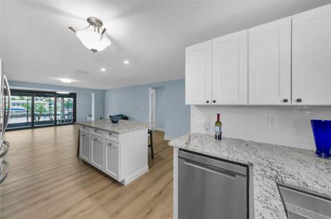 4946 Blue Heron Drive, New Port Richey FL - photo 23 of 87