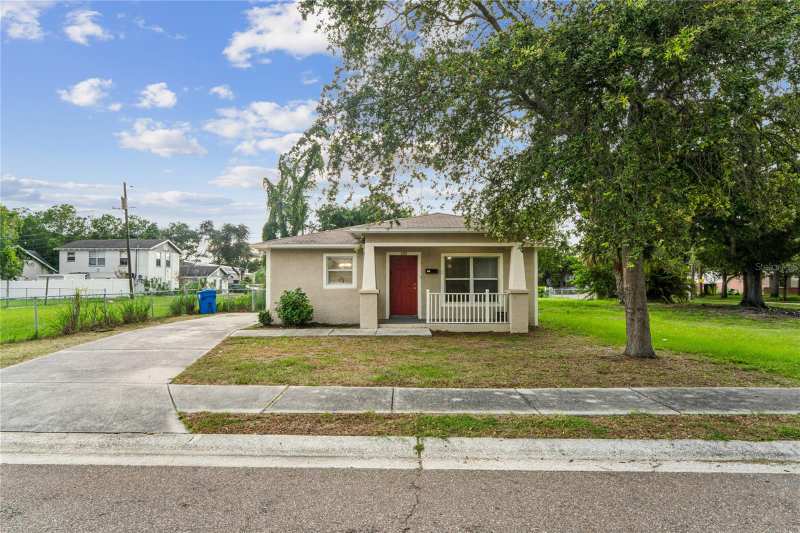 3 bedroom Single Family Residence at 1113 Union Street, Douglas Park, St Petersburg — photo 1