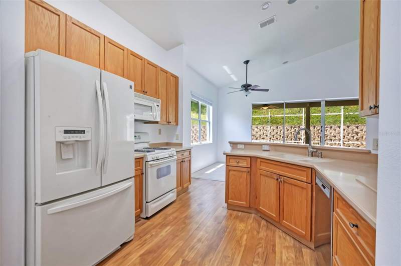 3 bedroom Single Family Residence at 2197 Caledonian Street, Clermont Summit Greens Ph 02E Rep, Clermont — photo 2