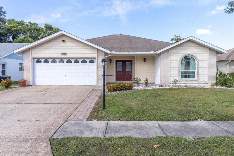 2 bedroom Single Family Residence at 4719 Cavendish Drive, Heritage Lake, New Port Richey — photo 1