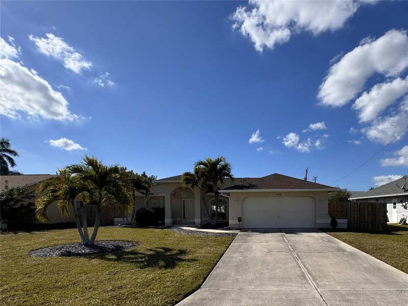 3 bedroom Single Family Residence at 3806 SW 6th Avenue, Cape Coral, Cape Coral — photo 1
