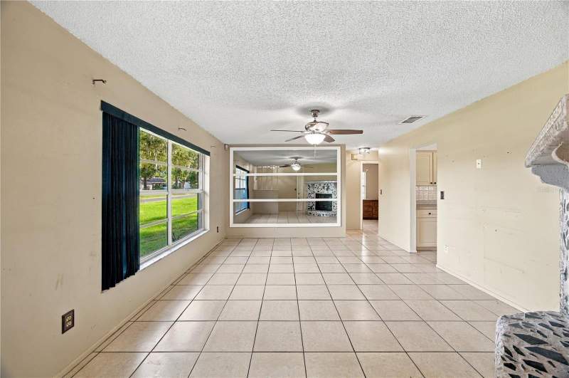 2 bedroom Single Family Residence at 2711 Charleston Drive, Colonial Village Sub U, Plant City — photo 3