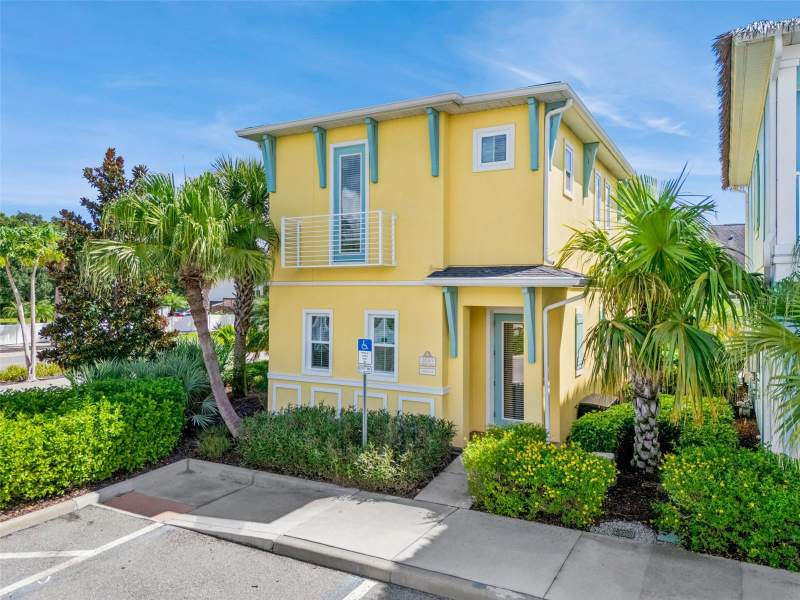 Margaritaville Rolling Oaks