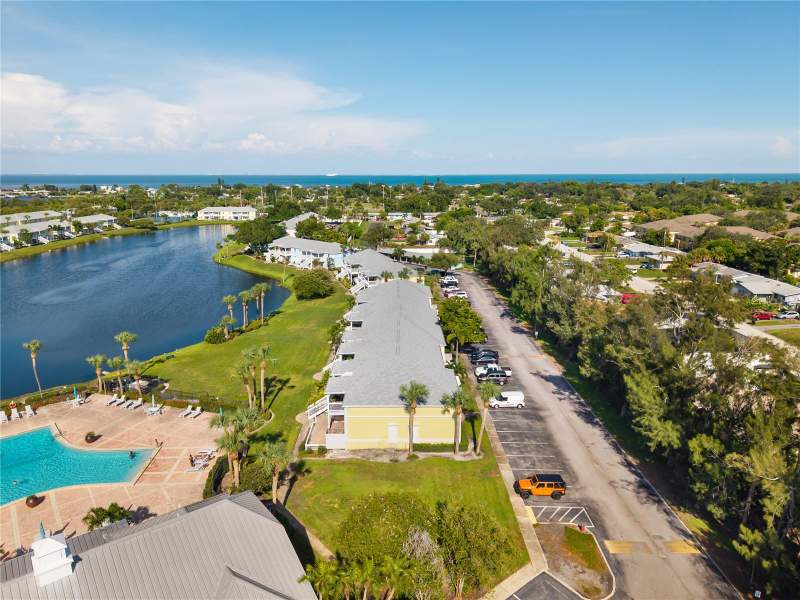 2 bedroom Condominium at 111 Seahorse Drive #A, Waterside At Coquina Key North, St Petersburg — photo 4