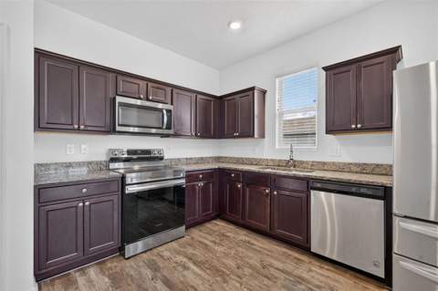 16434 Blooming Cherry Drive, Groveland FL - photo 8 of 37