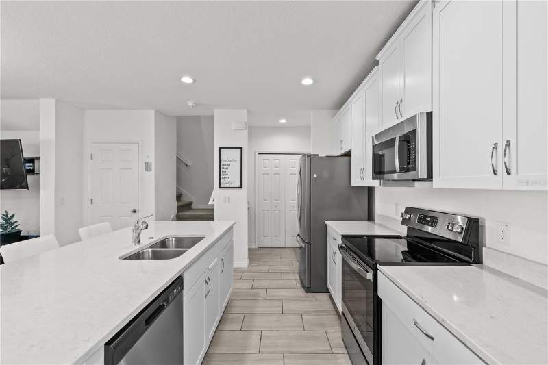 3 bedroom Townhouse at 1286 Wispy Cypress Drive, Cypress Hammock Ph 1, Kissimmee — photo 2