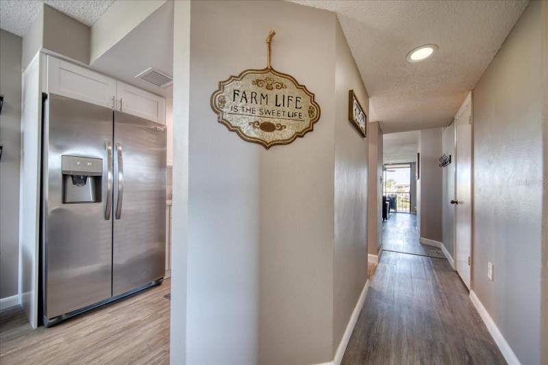 2 bedroom Condominium at 1324 Pasadena Avenue #201, Pasadena Cove Condo, South Pasadena — photo 4